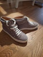 Lederkeds / Sneaker  Lloyd Gr. 38 Neu! Mit Swarowski-Kristalle Frankfurt am Main - Hausen i. Frankfurt a. Main Vorschau