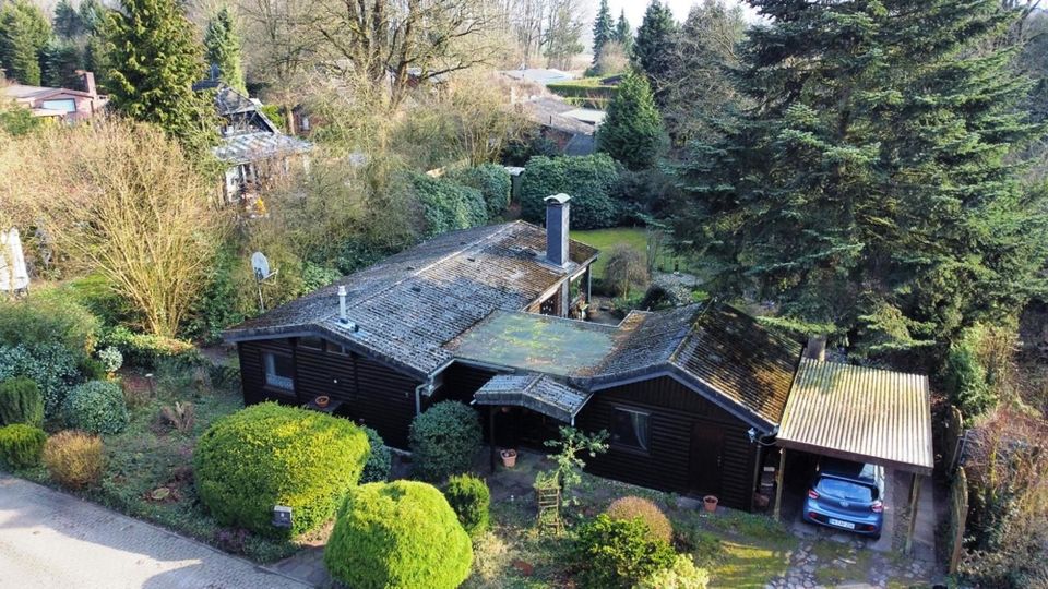 Charmantes Holzhaus mit traumhaftem Garten in sehr ruhiger Lage. in Schneverdingen