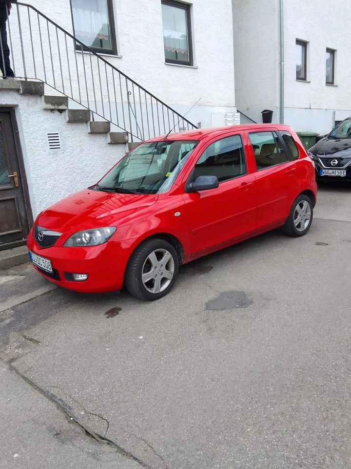 Mazda 2stadtflitzer oder Anfängerauto in Solnhofen