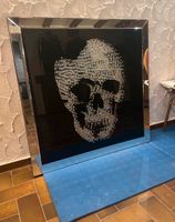 Spiegelbild Totenkopf 1m x 1m ca 11-12 kg schwer NP599,-€ Nordrhein-Westfalen - Kamp-Lintfort Vorschau