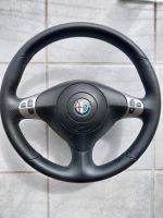 Alfa Romeo 147 Lederlenkrad in brauchbaren Zustand Schleswig-Holstein - Kaltenkirchen Vorschau