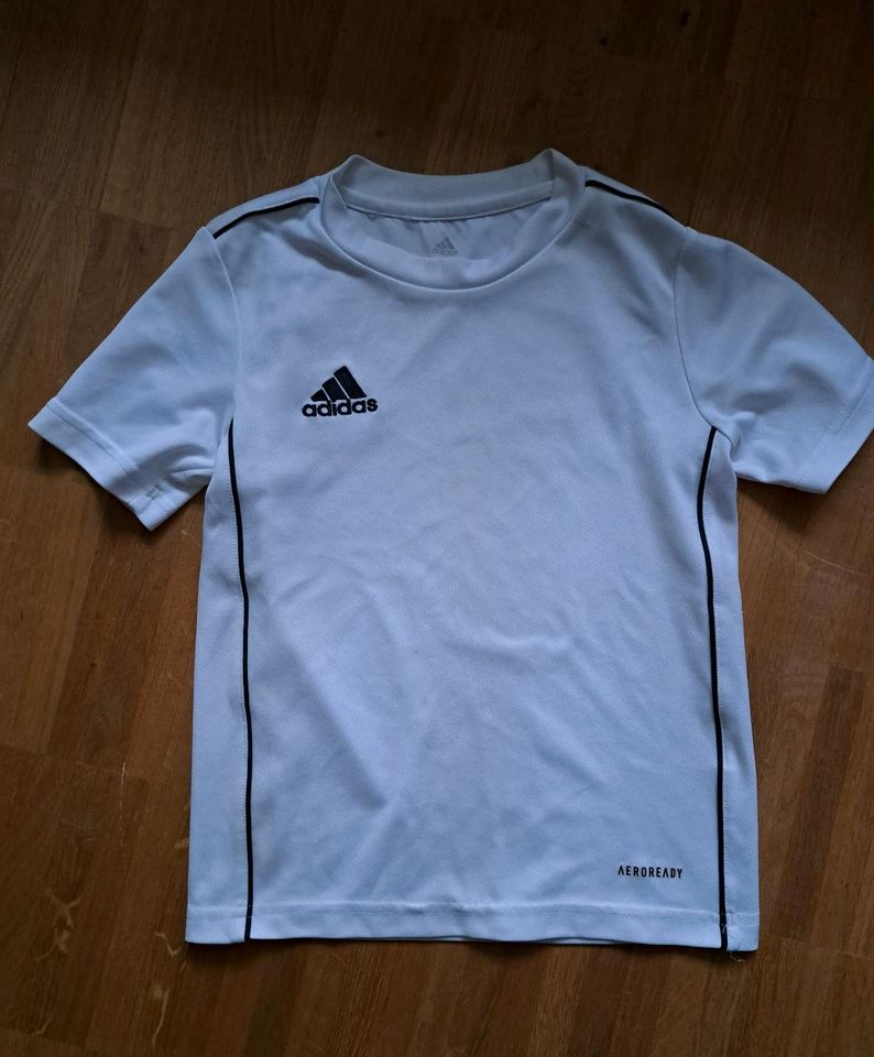 T-Shirt adidas Sport-Shirt aeroready XS in Hamburg