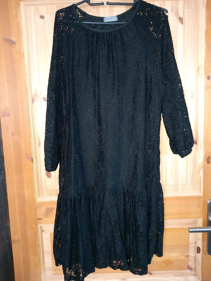 Kleid Hängerchen knielang schwarz Spitze Größe 38 40 in Sachsen-Anhalt -  Quedlinburg | eBay Kleinanzeigen ist jetzt Kleinanzeigen