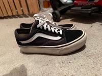 Vans Old Skool mit Plateausohle Baden-Württemberg - Weinsberg Vorschau