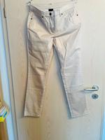 Jeans mit Goldglanz 40 neu! Niedersachsen - Winsen (Luhe) Vorschau