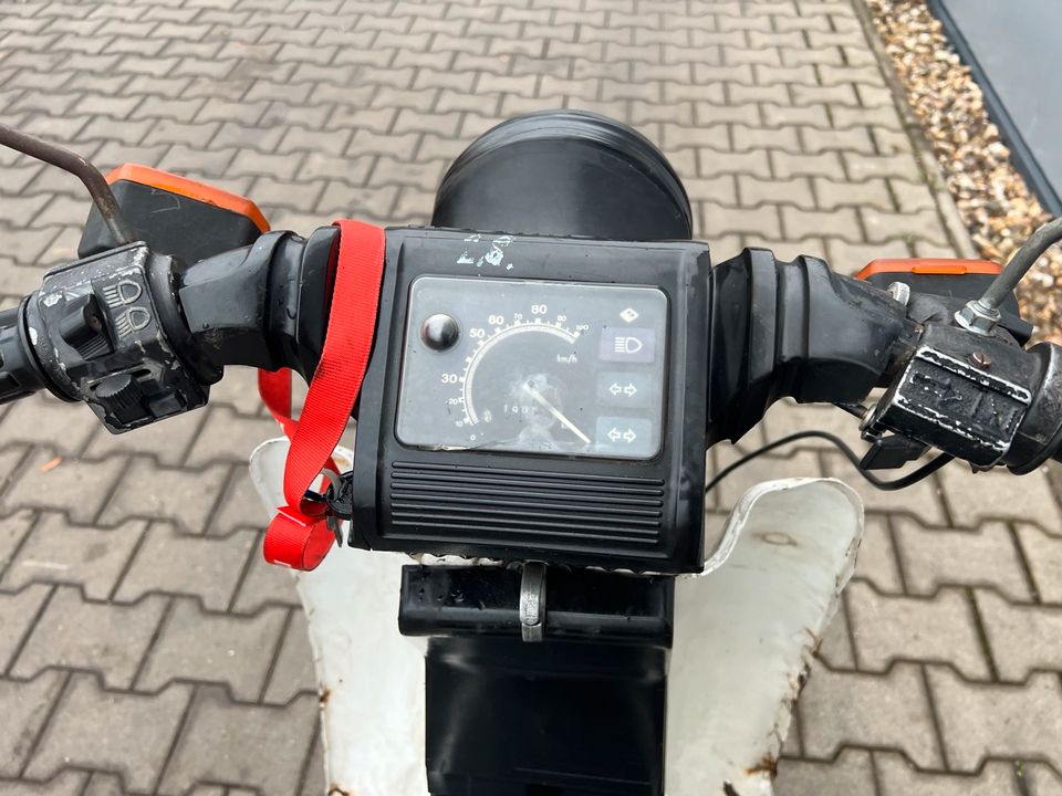 Simson SR50 FAHRBEREIT 1989 4-Gang Moped Roller Mofa IFA in Osterweddingen