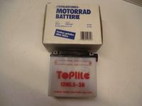 Oldtimer Batterie 12volt 5,5 Ah Yamaha MV Agusta Gilera Nordrhein-Westfalen - Monschau Vorschau