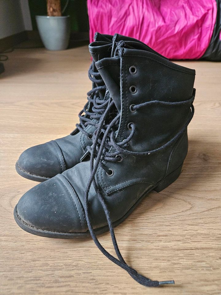 Stiefelette Gr 38 in Berlin