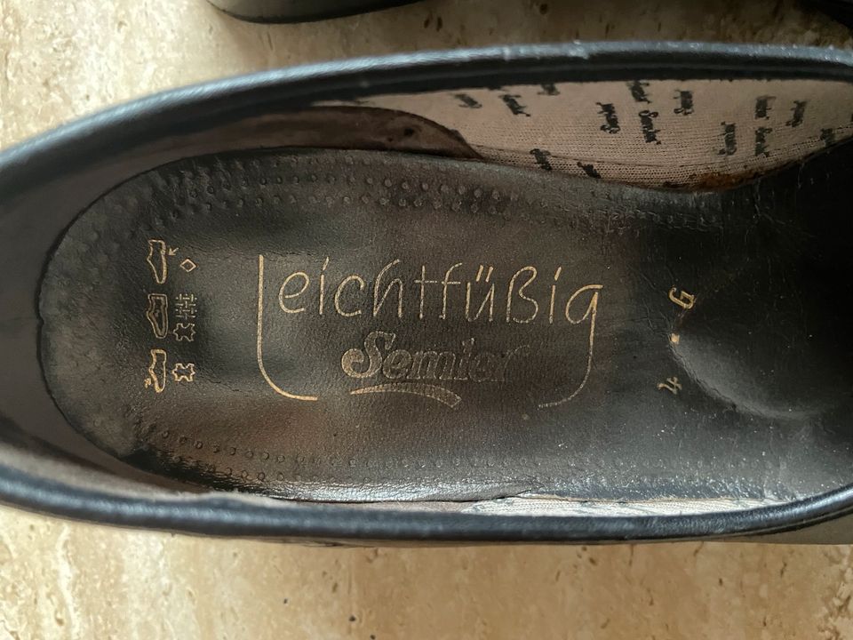 Schwarze Damenschuhe mit Absatz aus Leder von Semler Größe 4 in Zwingenberg