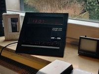 MusicAir triangle-clock Radio Wecker 80er Space Age Bochum - Bochum-Nord Vorschau