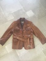 Echte italienische Damen Lederjacke Größe 38/40 (M) Hessen - Ranstadt Vorschau