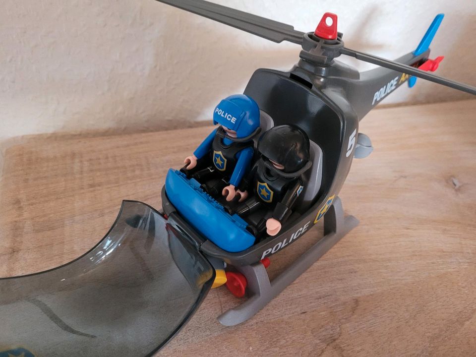 Playmobil Polizeistation mit Zubehör in Welver