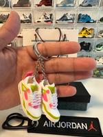 Air Jordan 4 mini sneaker Schlüsselanhänger Nordrhein-Westfalen - Krefeld Vorschau