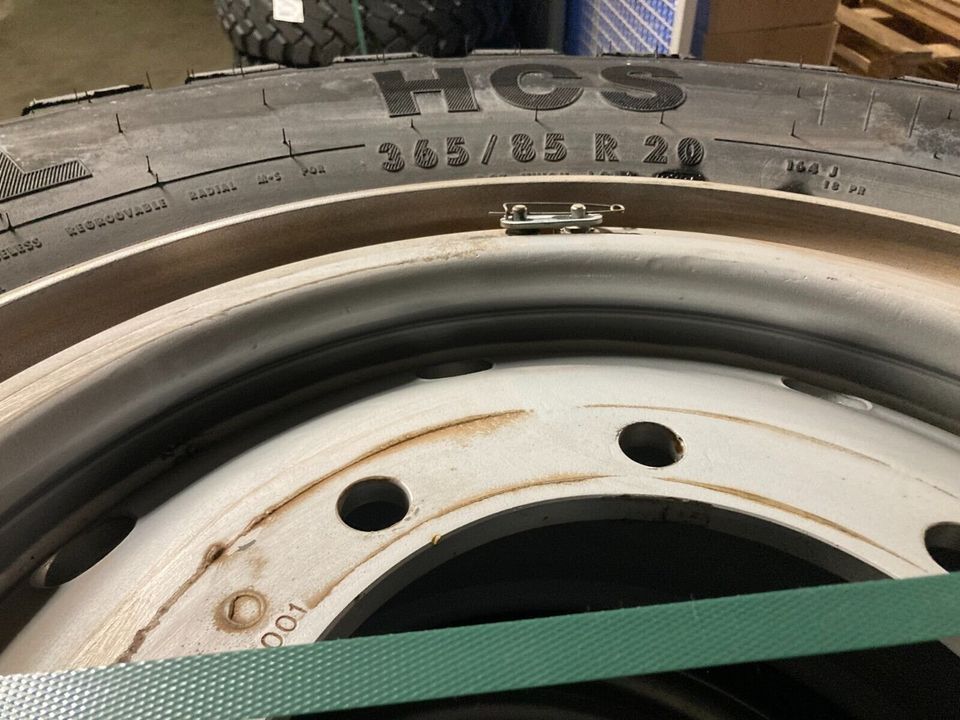 Mercedes Stahlfelge 3-teilig 365/85 R20 Sprengringfelge Reifen in Augsburg