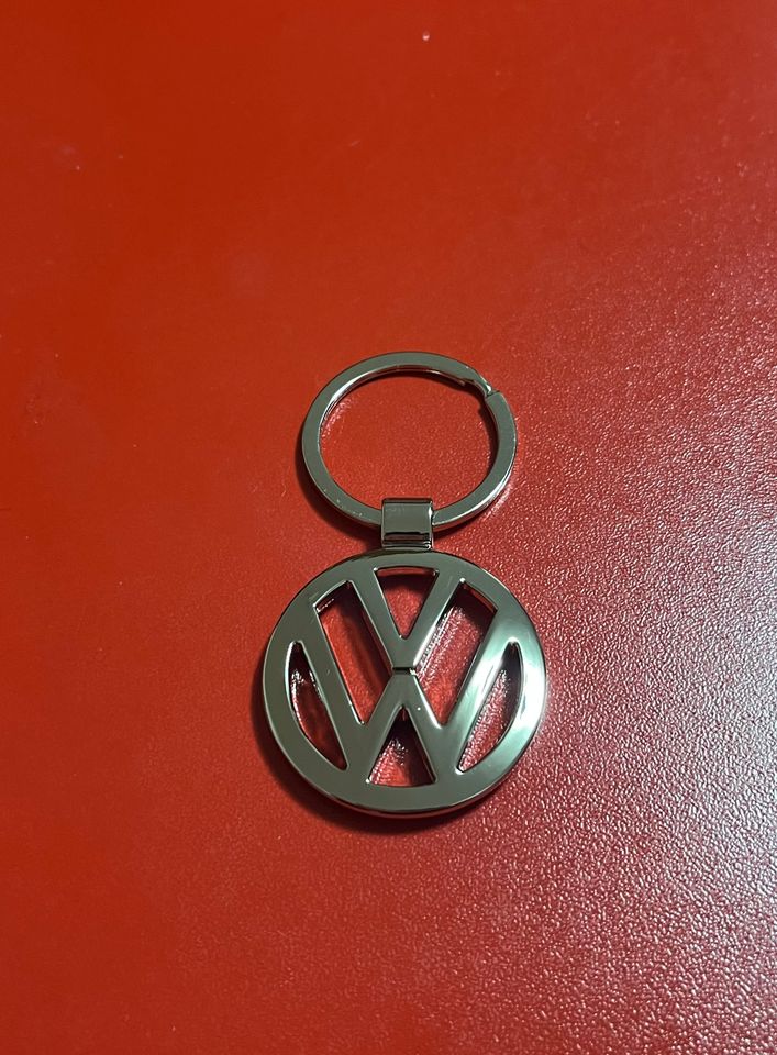 VW, Volkswagen Schlüsselanhänger in Berlin
