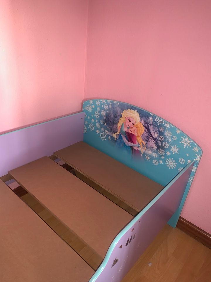 Disney FROZEN Kinderbett Bett in Moers