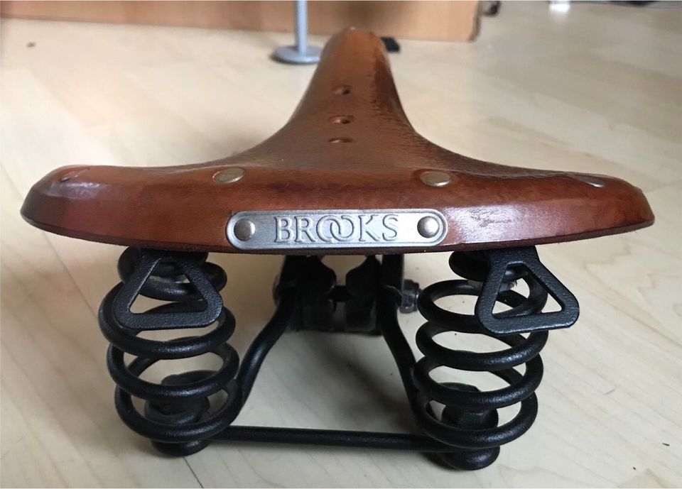 Brooks B67 Ledersattel in braun in Braunschweig