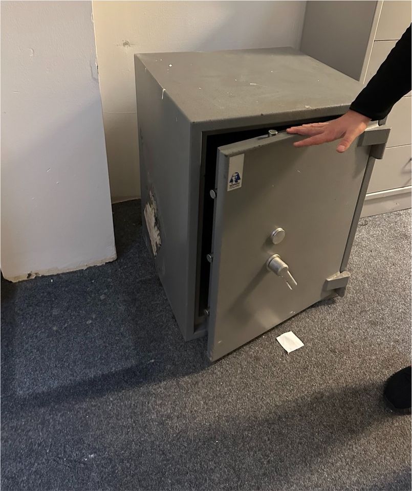 Wertschutzschrank / Safe in Krefeld