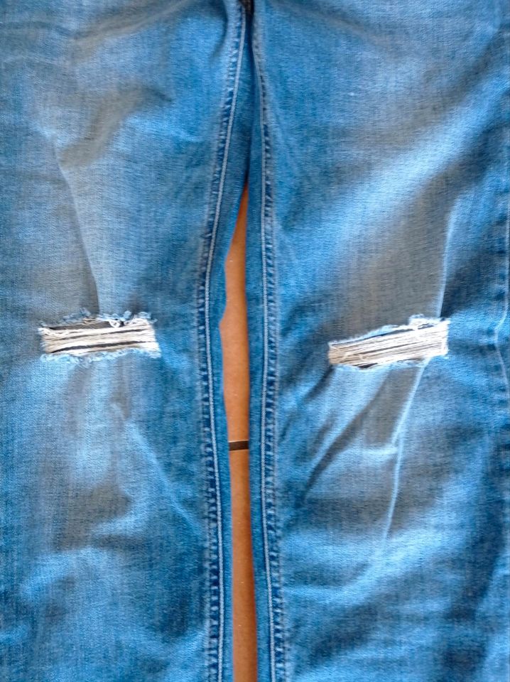 Jeans Forever 21  Gr. M W. 31 L. 32 in Tespe
