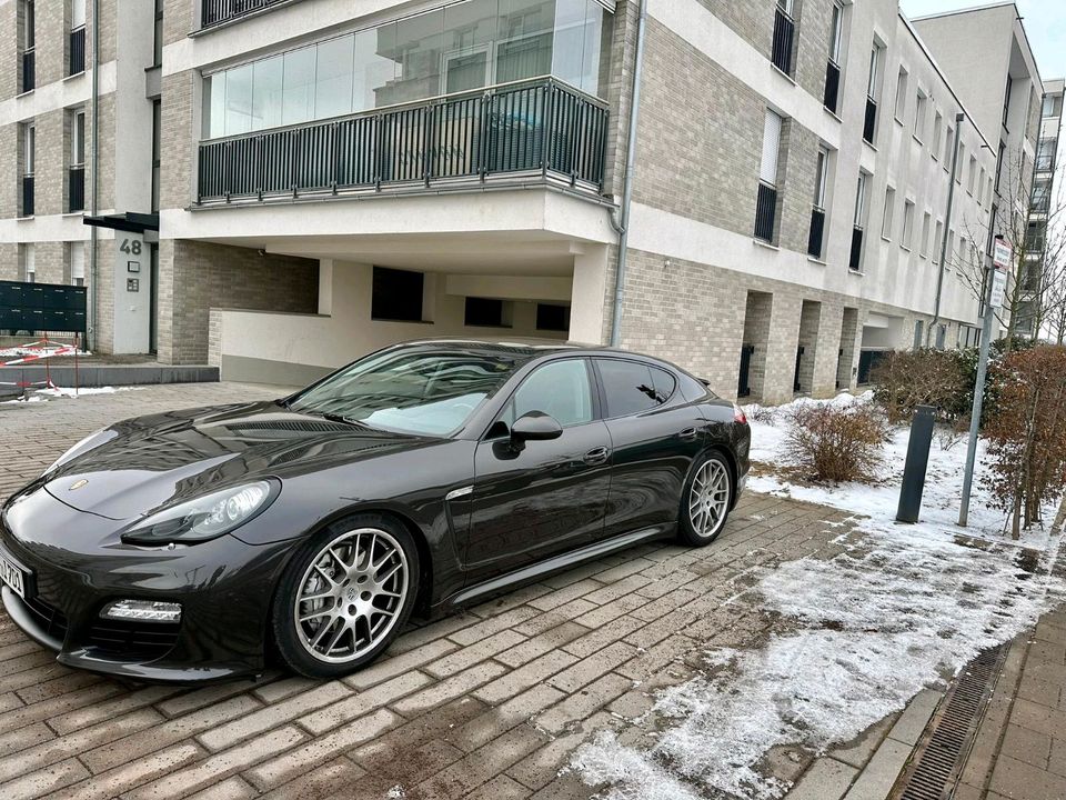 Porsche Panamera 4s GTS Optik in Frankfurt am Main