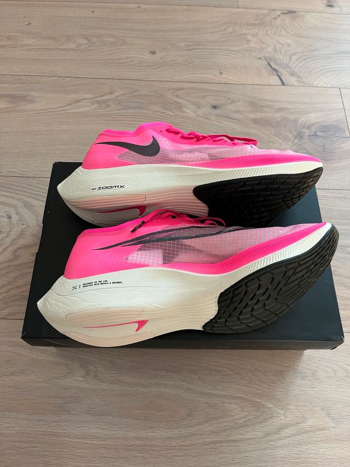 Nike ZoomX Vaporfly Next% (Gr. EUR 44) in Legden