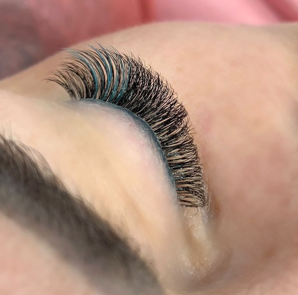 Wimpernlifting/ Wimpernverlängerung / Wimpernverdichtung in Kassel