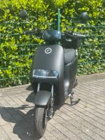 Elektroroller Elektromoped 25kmh E Roller Nordrhein-Westfalen - Bergkamen Vorschau