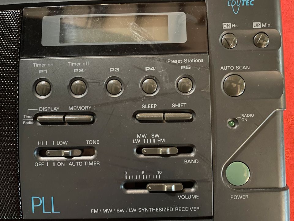 Gepflegtes altes Radio in Essen