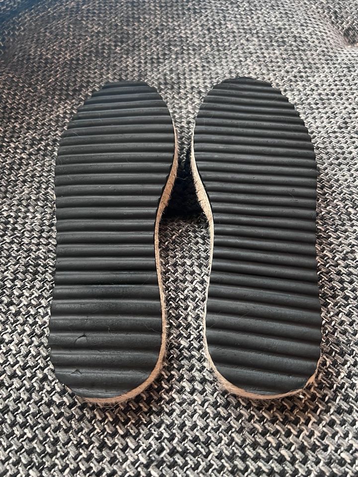 SUPERDRY Espandrilles Sandalen schwarz, Gr. 39 in Rottenburg am Neckar