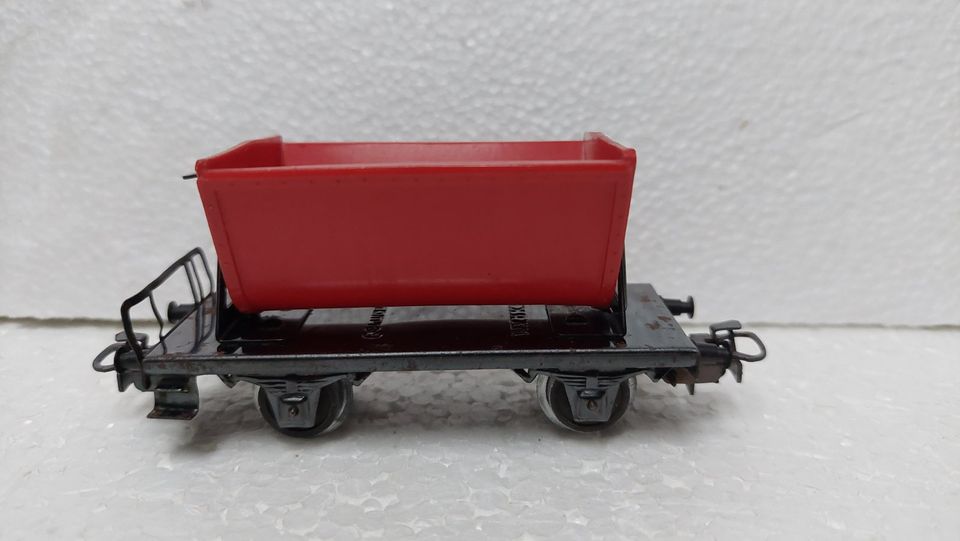 Märklin H0, Güterwagen und Personenwagen -1- in Flonheim