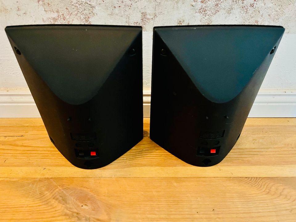 SONY Slimline Book Shelf Speakers 15 Watt 4 Ohms in Berlin