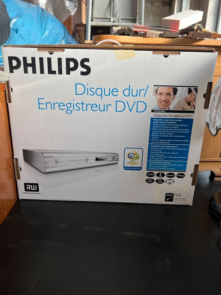 Philips DVDR 3300H DVD Recorder in Paderborn