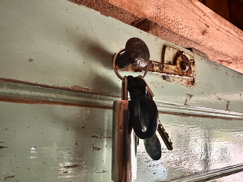 Garderobe Haus & Garten für Kinder HANDARBEIT in Murnau am Staffelsee