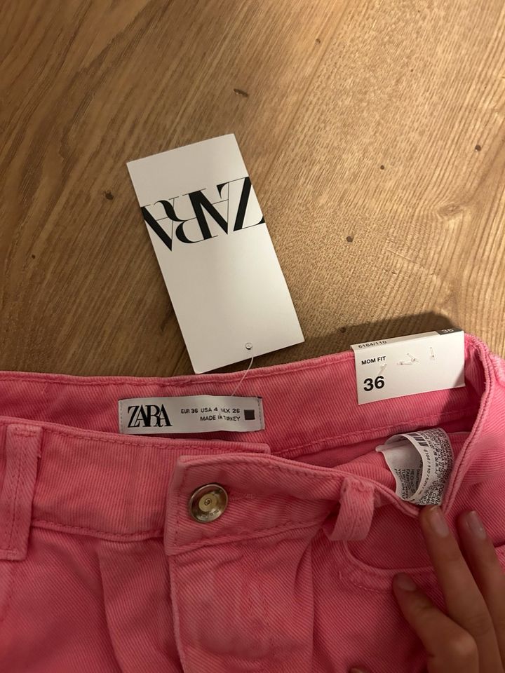 Zara Hose - Mom Fit in Bremen