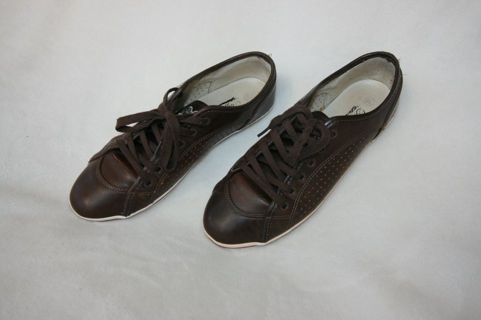 Buffalo Schuhe Schnürschuhe Sneaker Gr. 38 39 24 24,5 cm in Theismühlen