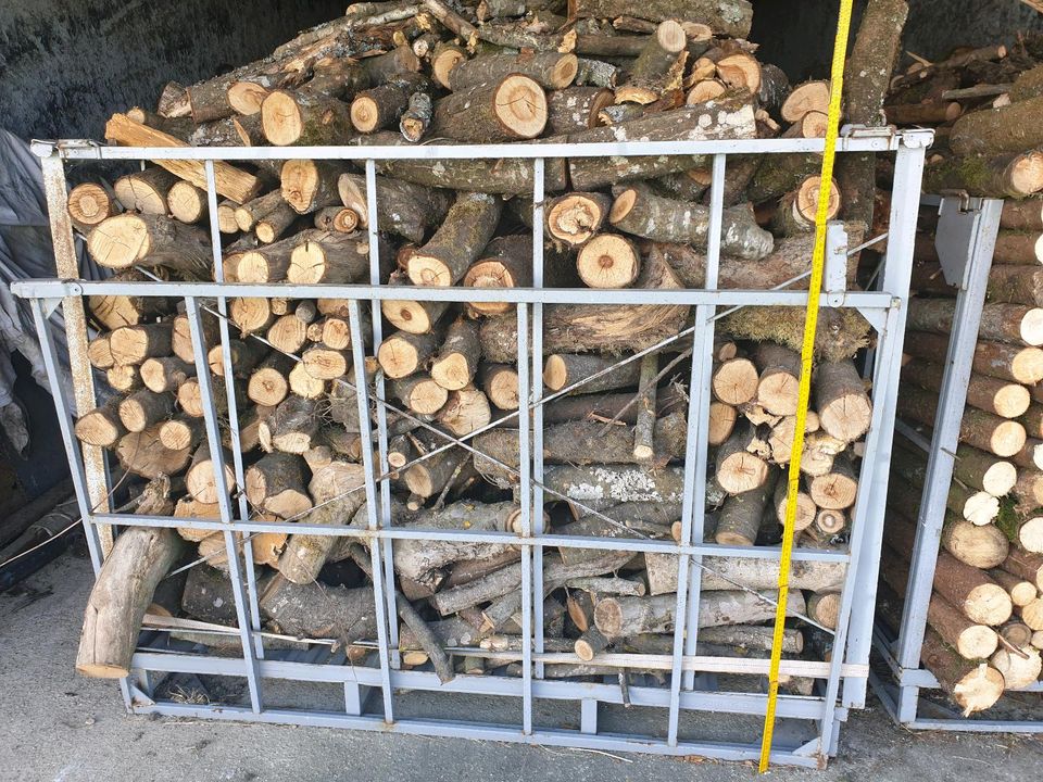 Hartholz Brennholz ofenfertig zu verkaufen 1,5 Kubikmeter in Mariaposching