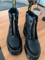 Dr. Martens 'Sinclair' Plateaustiefelette in Schwarz Hessen - Staufenberg Vorschau