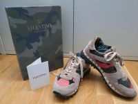 Valentino Garavani rockstud sneaker Gr 38,5 München - Bogenhausen Vorschau