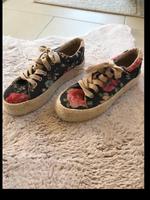 Tolle Damen Sneakers ❤️ kaum getragen Gr. 37 Bayern - Traunreut Vorschau