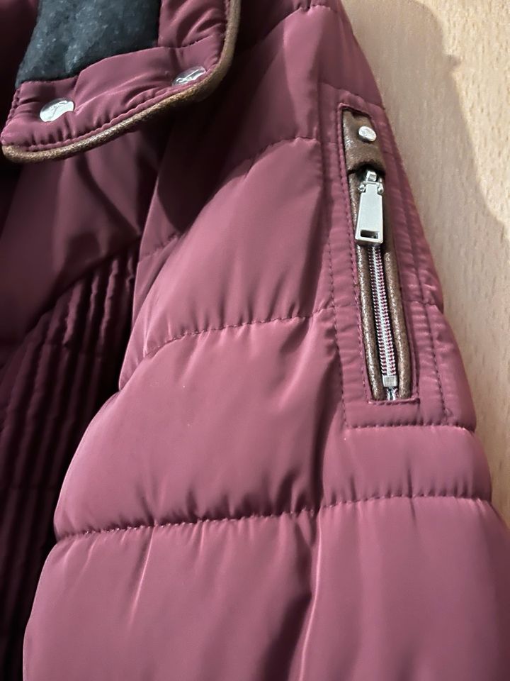 Damen Winter Jacke Tom Tailor neu mit Etikett in Frankfurt am Main