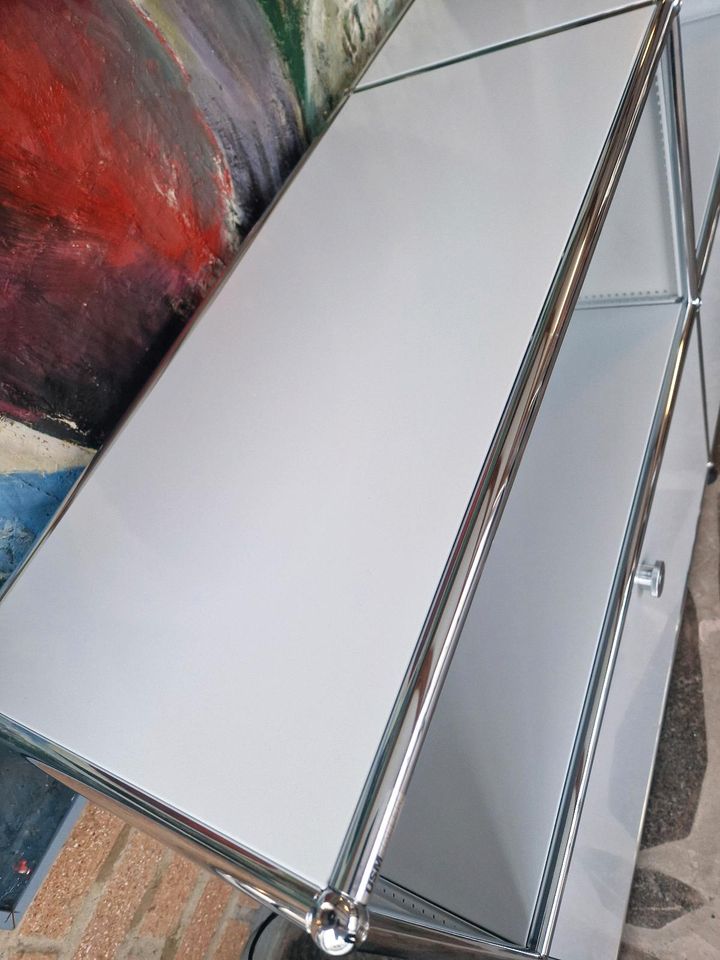 USM HALLER, sideboard, lichtgrau,neuwertig, 152x37x75 in Kirtorf