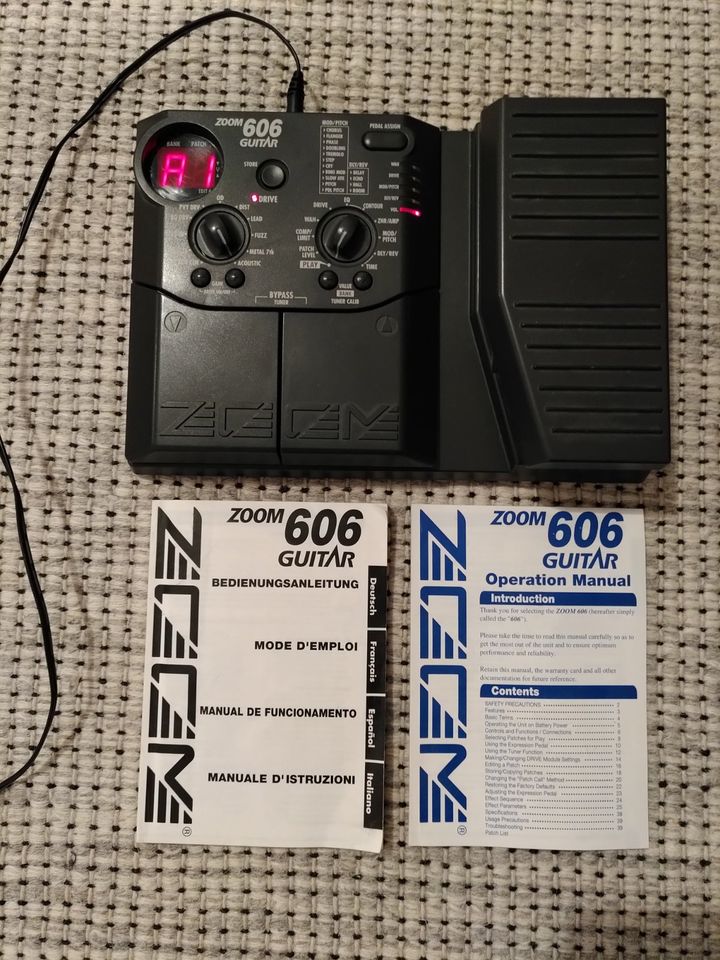 Zoom Guitar 606 Soundeffekte inkl. Adapter in Düsseldorf