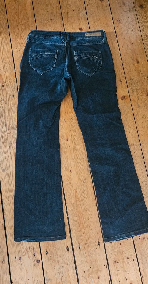 Bootcut Jeans Only 29/32 in Lübeck