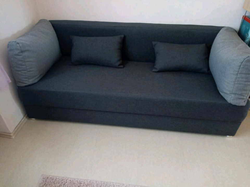Schlafsofa / Couch in Duisburg