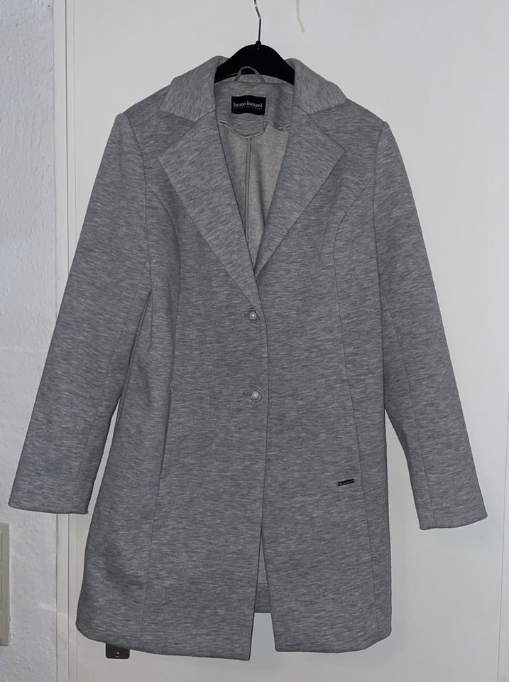 Fleece Mantel von Bruno Banani   Größe 38 in Eschborn