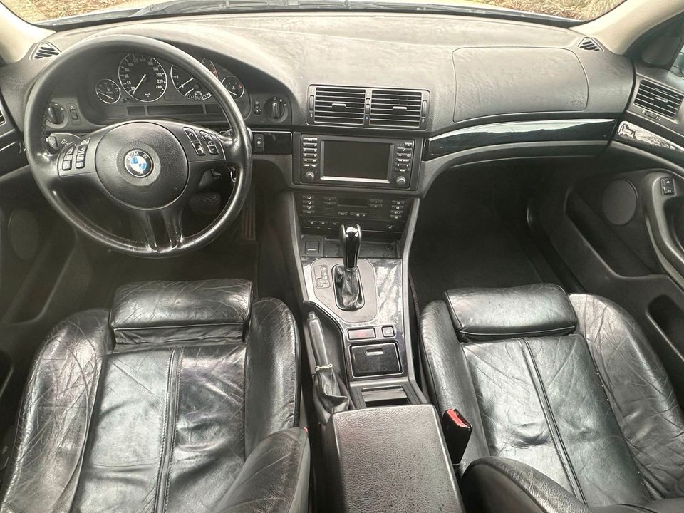 BMW 525 M Paket /Navi/Sportsitze/TÜV+Inspektion NEU in Ransbach-Baumbach