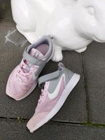 Nike gr 30 rosa grau nur einmal getragen Baden-Württemberg - Ketsch Vorschau