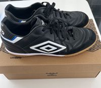 Umbro Hallenschuhe, Sportschuhe, UVP 89 Euro Baden-Württemberg - Herbrechtingen Vorschau