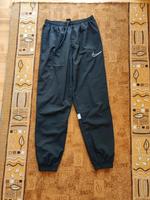Nike Dry Fit Jogginghose Gr. S schwarz Sachsen - Grimma Vorschau