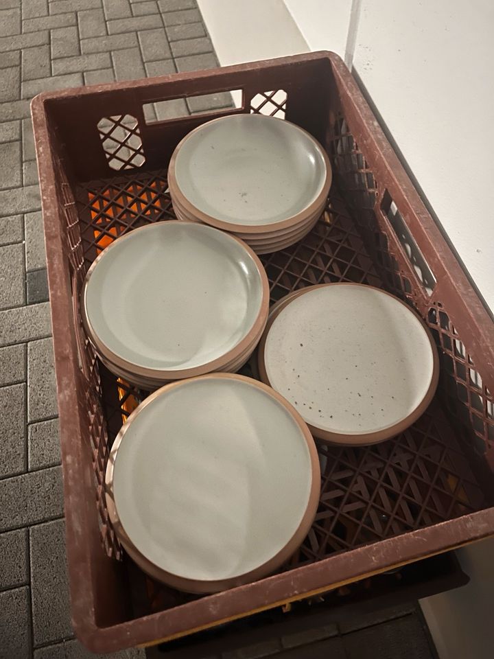 Rosenthal Steingut Keramik Service für 10 Personen + Teekanne in Düsseldorf